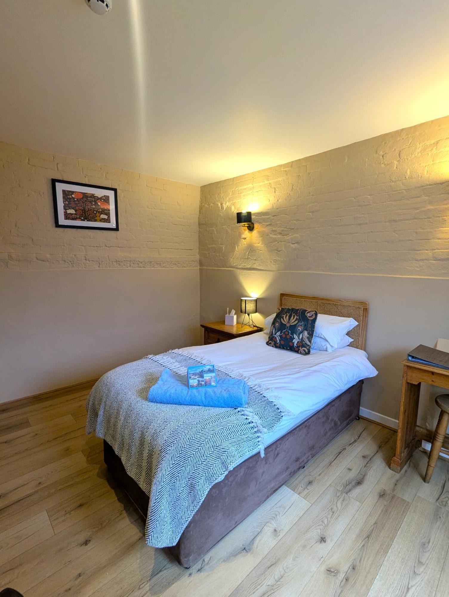 Kingfisher Barn B&B Abingdon-on-Thames Ngoại thất bức ảnh